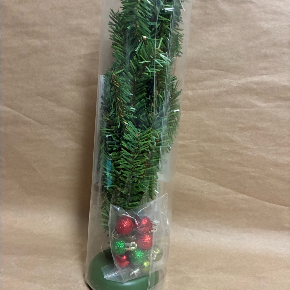 Mini Tree Kit with Green Foliage - Picture 4 of 4